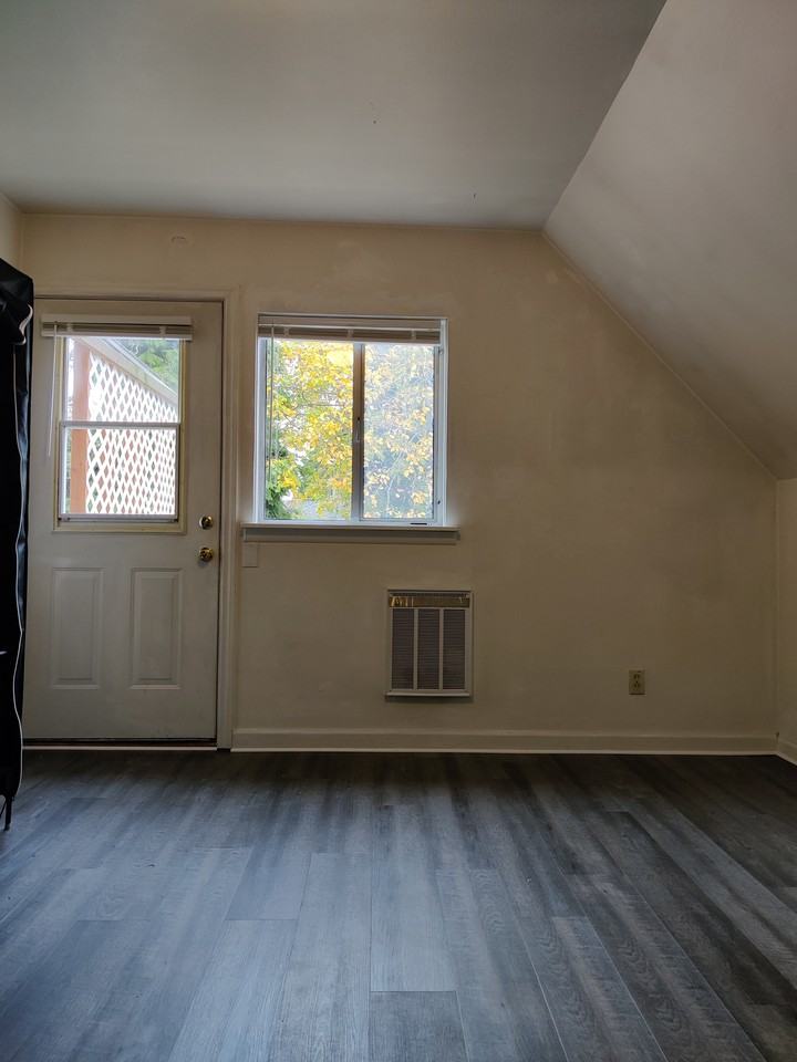 4407 5th Avenue Northeast #NA - Photo 7 of 16