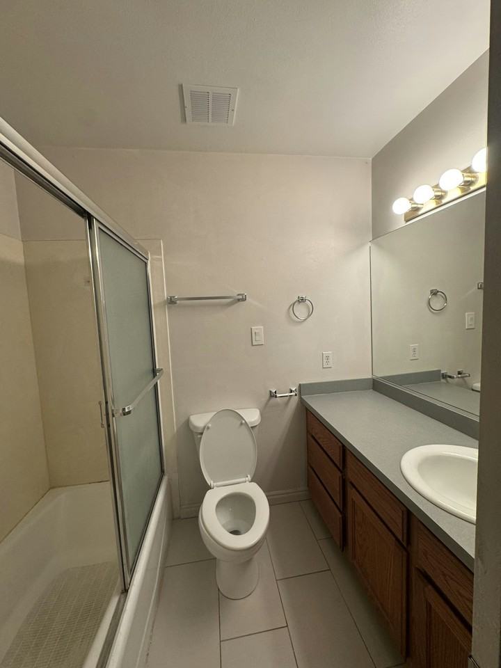 41 400 South, Unit 4 - Photo 7 of 13