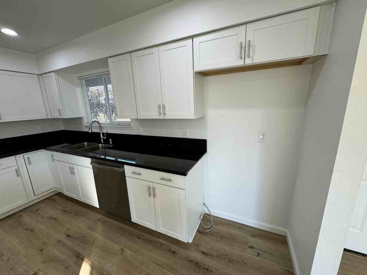 4557 North Sequoia Drive - Photo 3 of 26