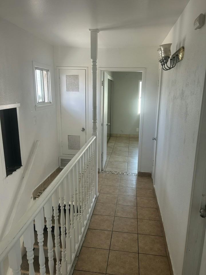 458 Grand Avenue, Unit D - Photo 6 of 14