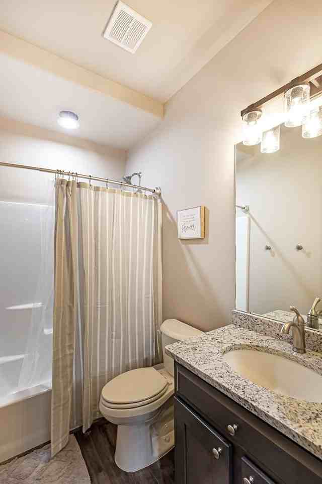 901 Adams Avenue #C - Photo 5 of 23