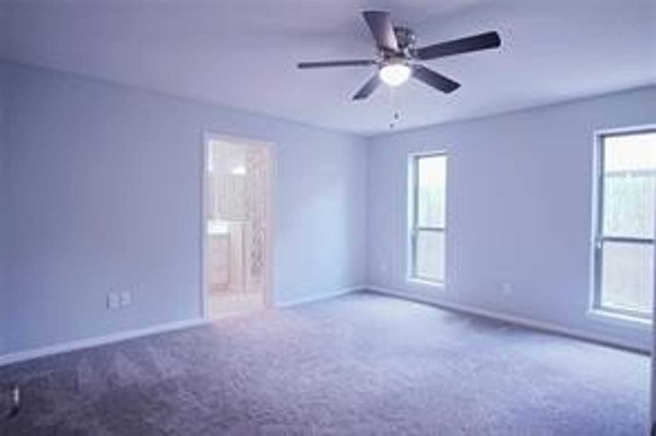 15827 Echo Canyon Drive - Photo 5 of 8