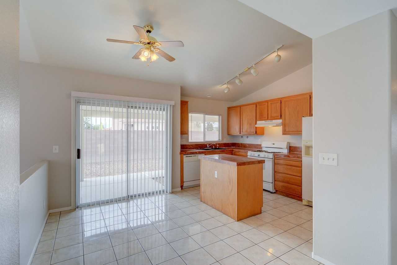 2783 Morning Rain St - Photo 5 of 15