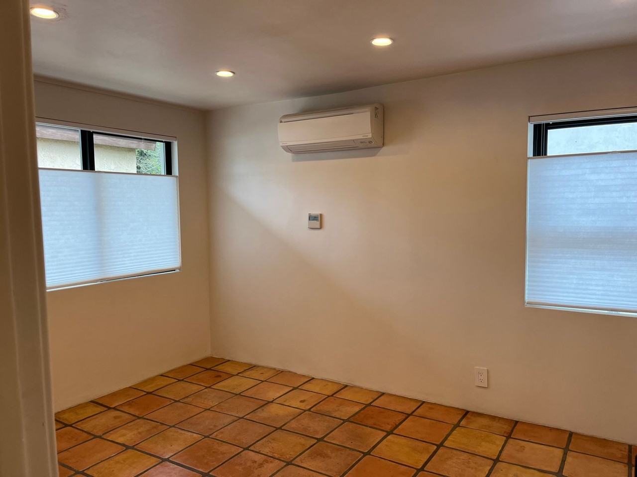 260 North Alvarado Street - Photo 5 of 8