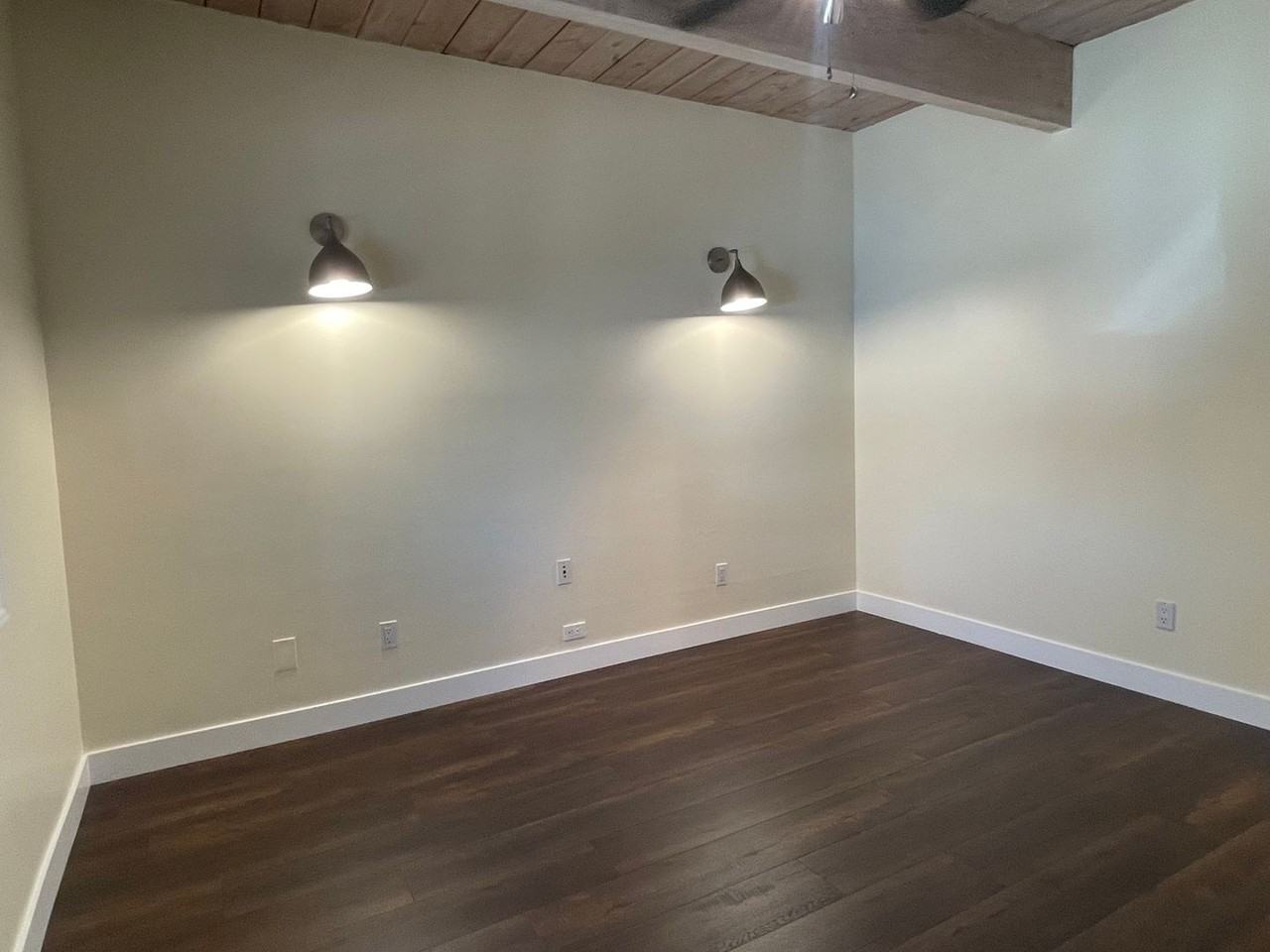 2066 Vista Del Mar Dr - Photo 7 of 26