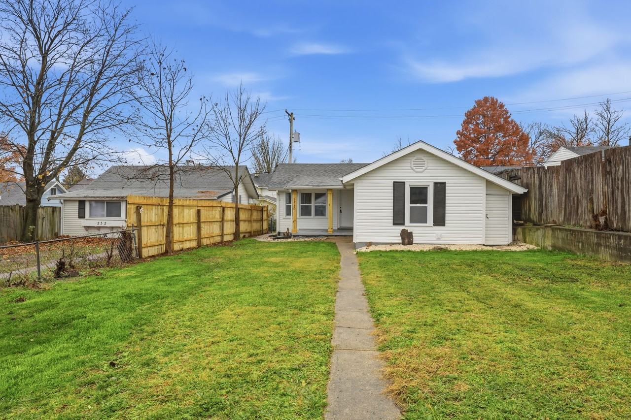 228 E Siebenthaler Ave - Photo 2 of 35