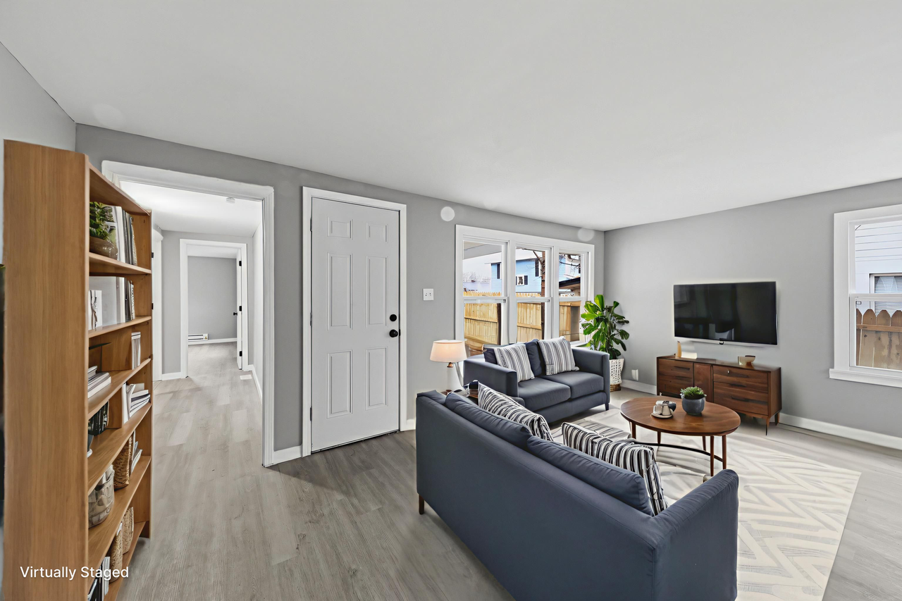 228 E Siebenthaler Ave - Photo 6 of 35