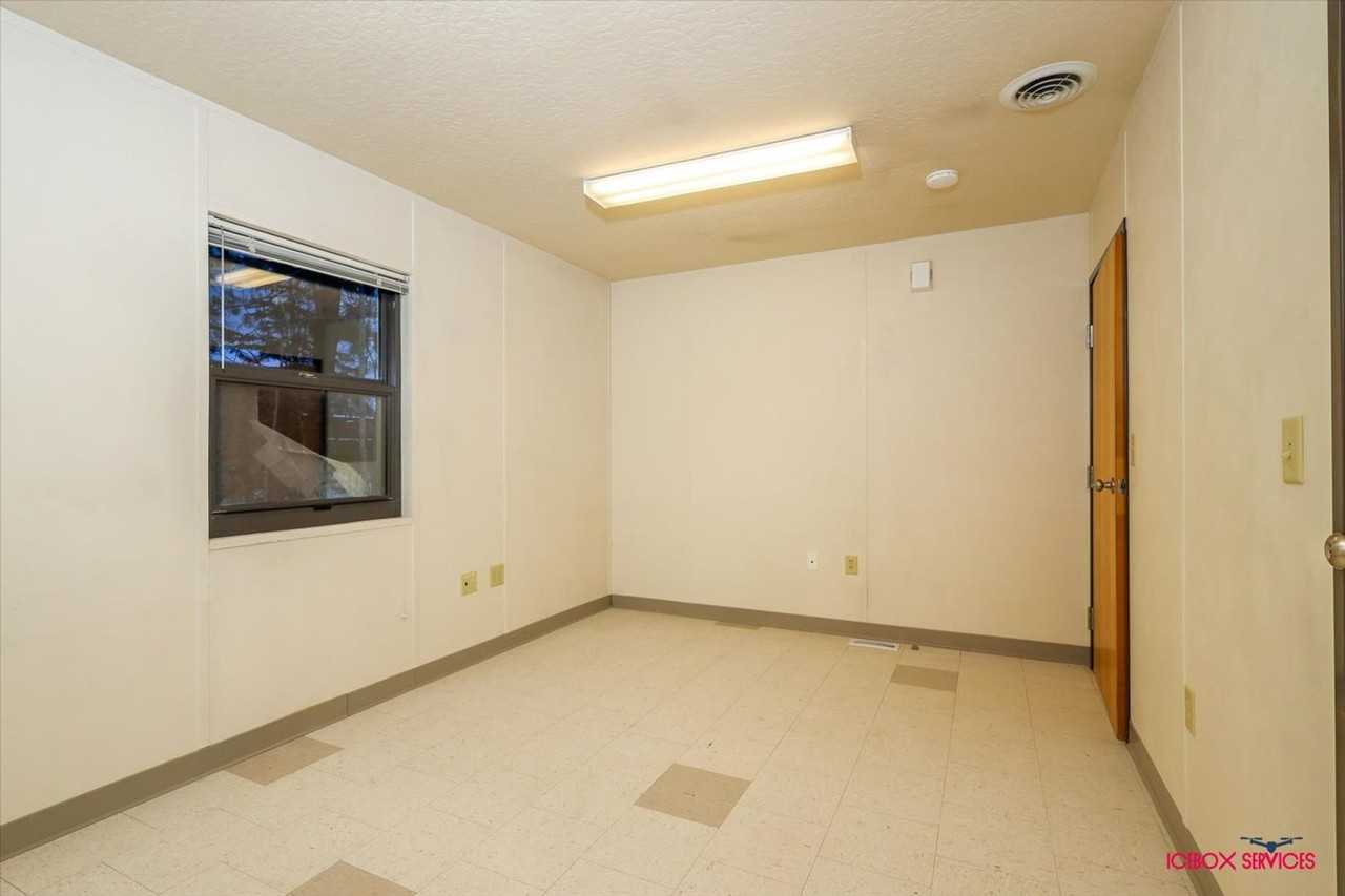 860 S Beaver Lake Road - Photo 7 of 11