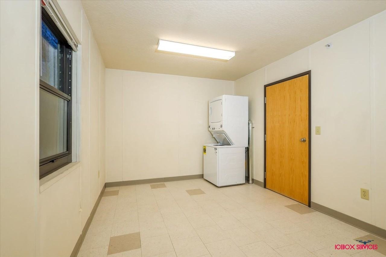 860 S Beaver Lake Road - Photo 6 of 11