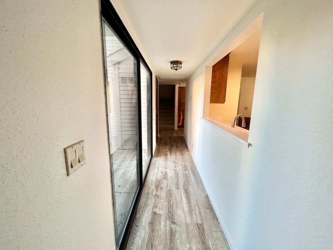 325 E 8th St #7 - Photo 7 of 33