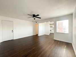 featured image of 1714 North Lindsay Avenue