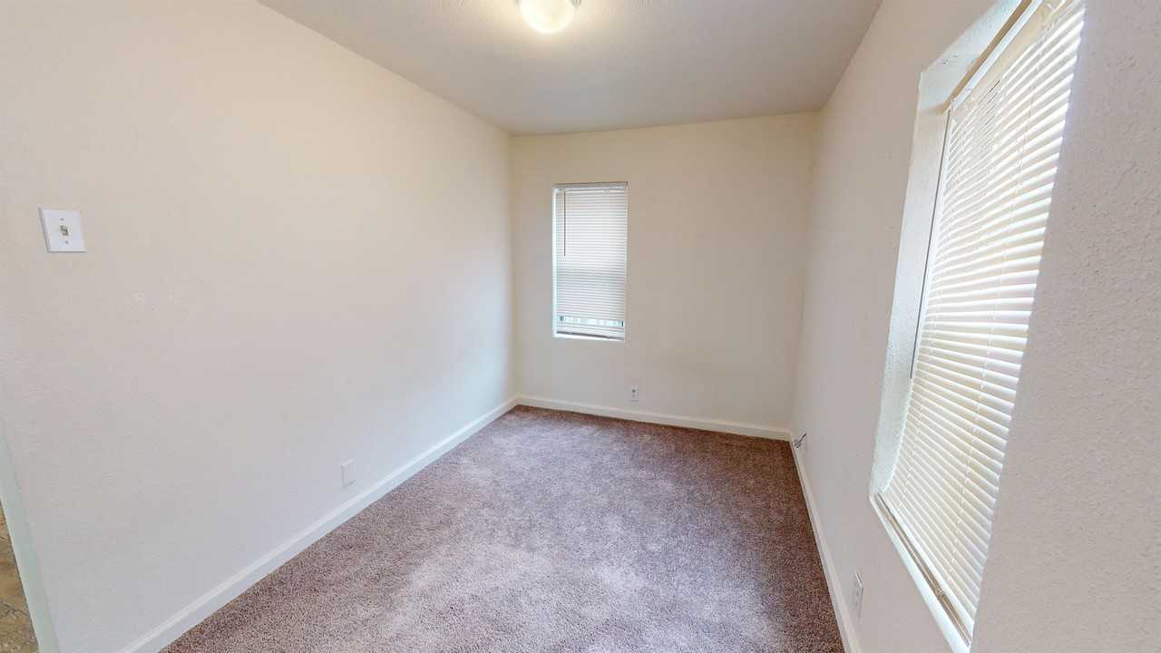 CA-0293 {3613 Shasta Dam Blvd} E*B 50% - Photo 2 of 7