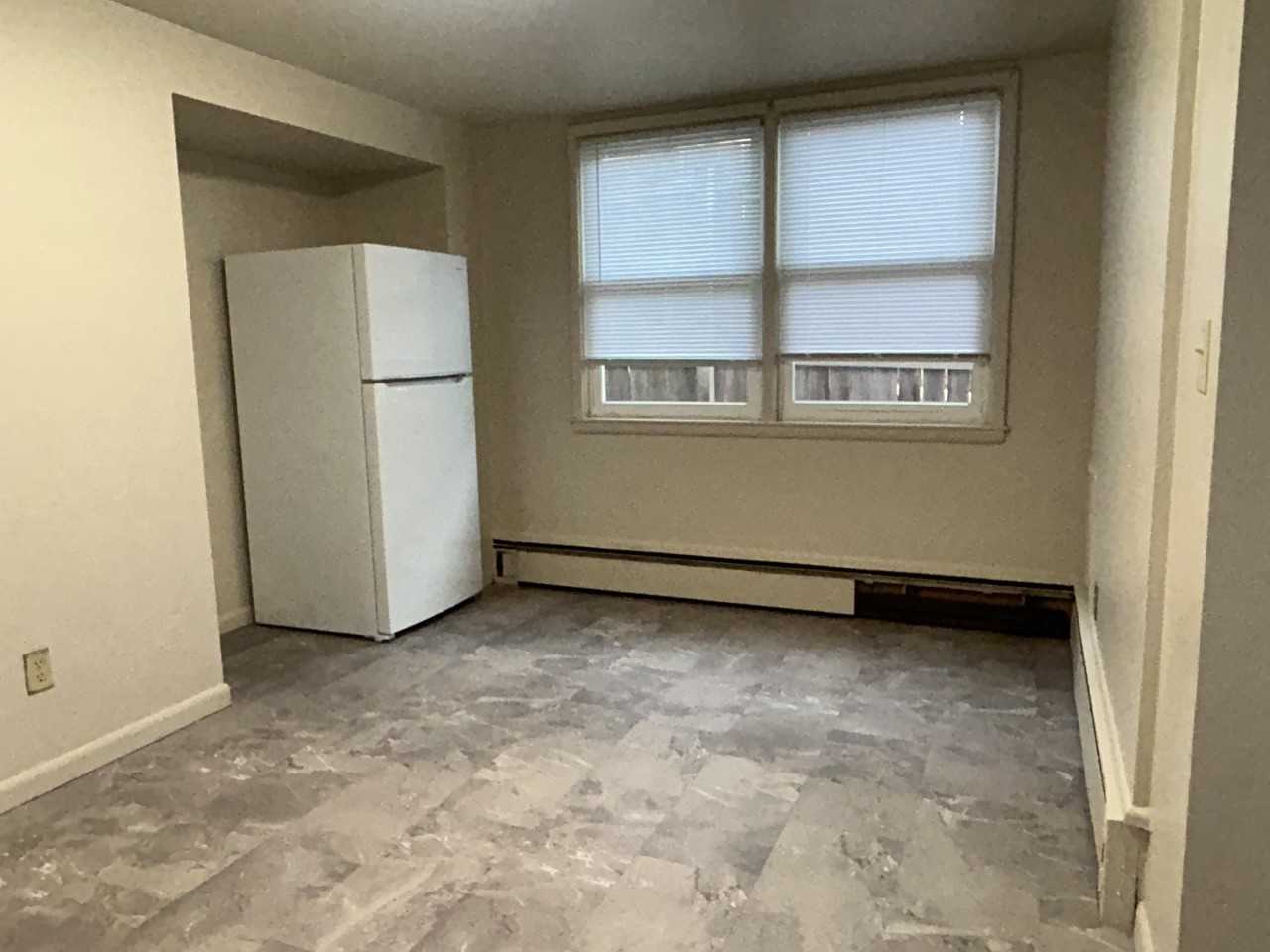 TMB: 2833 3rd Avenue Southeast - Photo 2 of 10