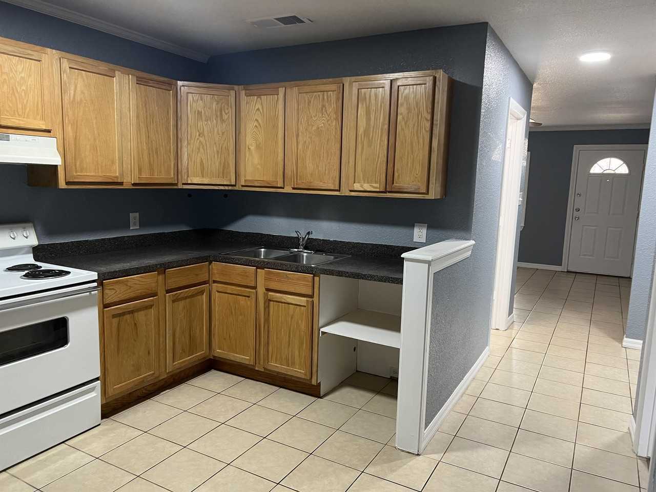 Country Place Apts - Photo 5 of 50