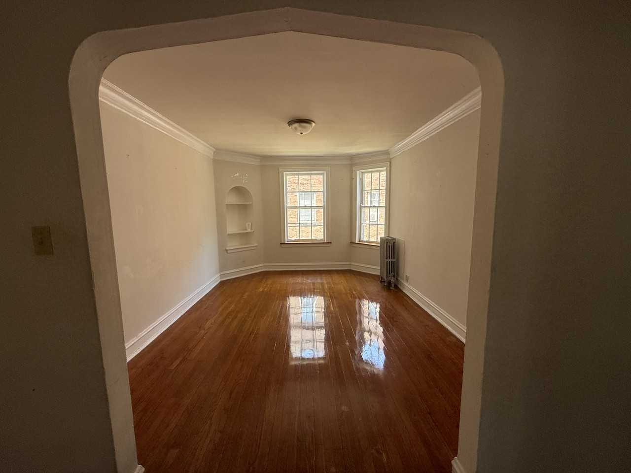 6642-6652 N Clark St - Photo 2 of 21