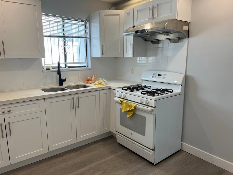 783 East 52nd Avenue #1 - Photo 3 of 7