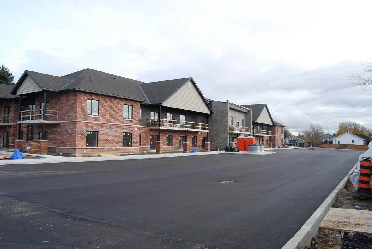 773 Princess Street - Photo 2 of 17