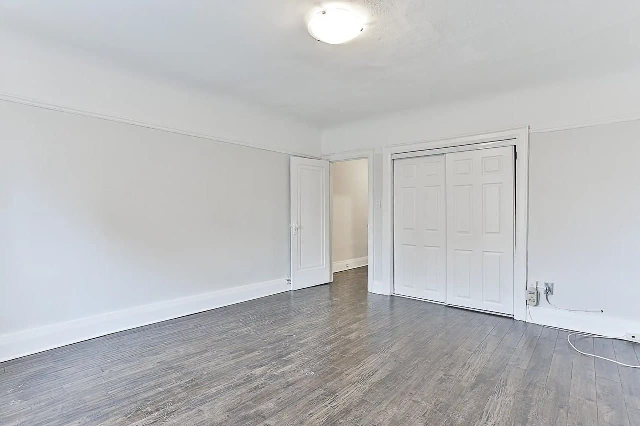 147 Vaughan Rd - Photo 3 of 8