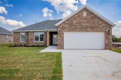 300 White Oak Street - Photo 1 of 1