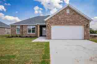 300 White Oak Street - Photo 1 of 1