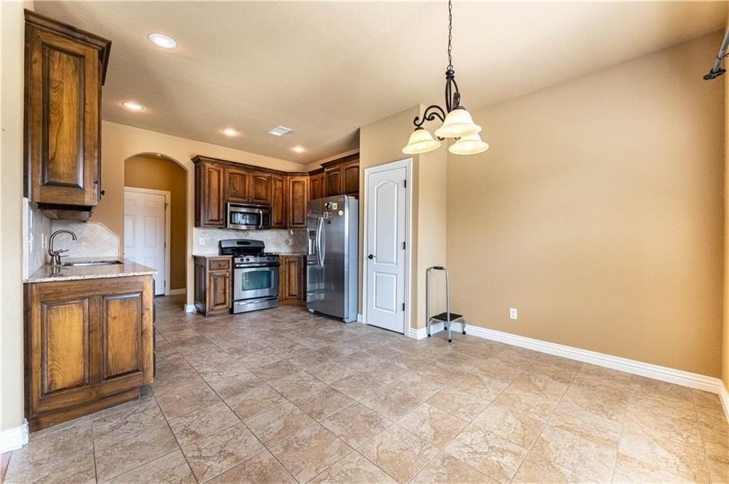 126 Angus Ln - Photo 6 of 24