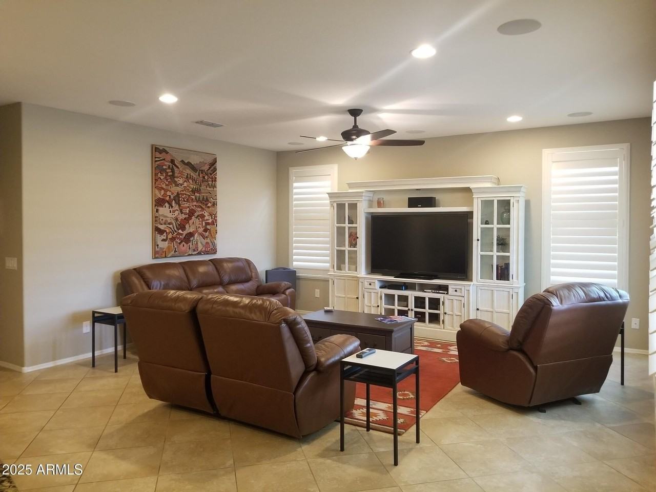 26881 West Utopia Road - Photo 4 of 31