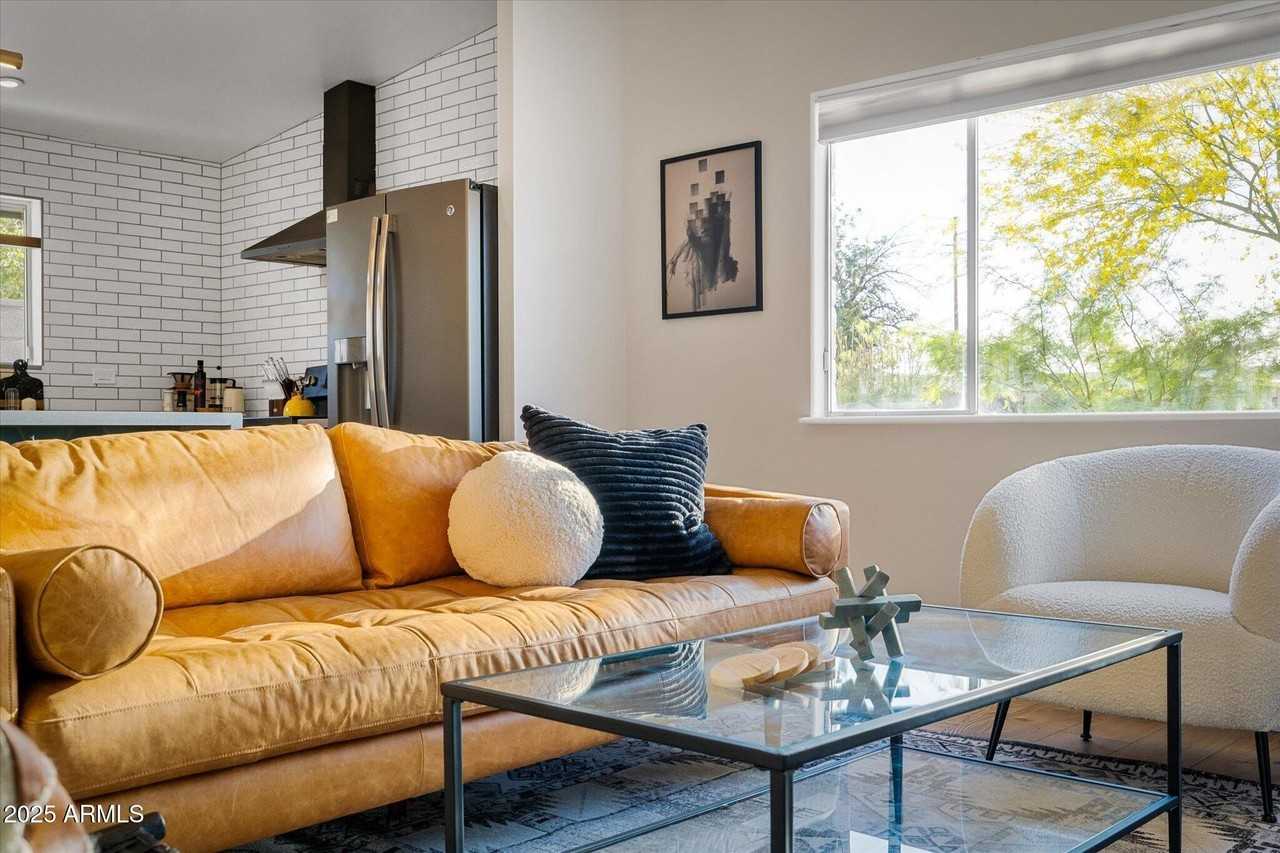 2307 51st Place - Photo 4 of 41