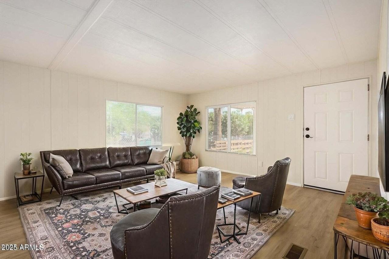 9710 East Baywood Avenue - Photo 4 of 30