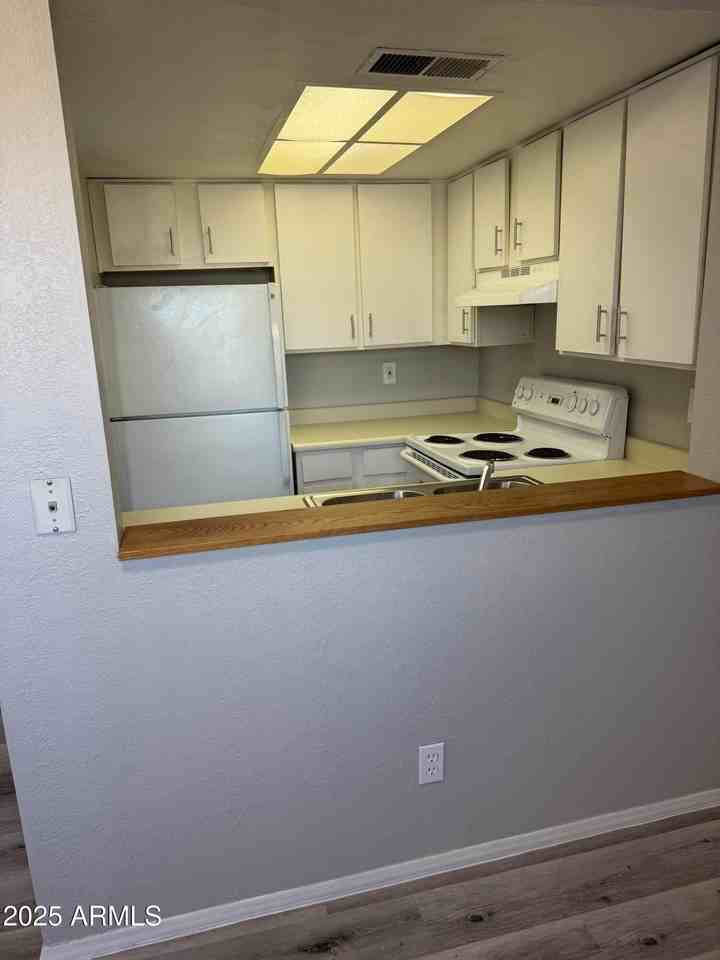 7221 E Granada Rd Apt 2 #2 - Photo 2 of 13