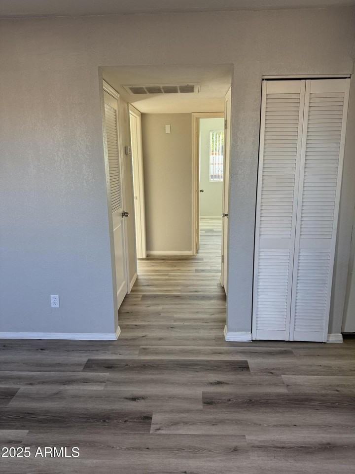 7221 E Granada Rd Apt 2 #2 - Photo 6 of 13