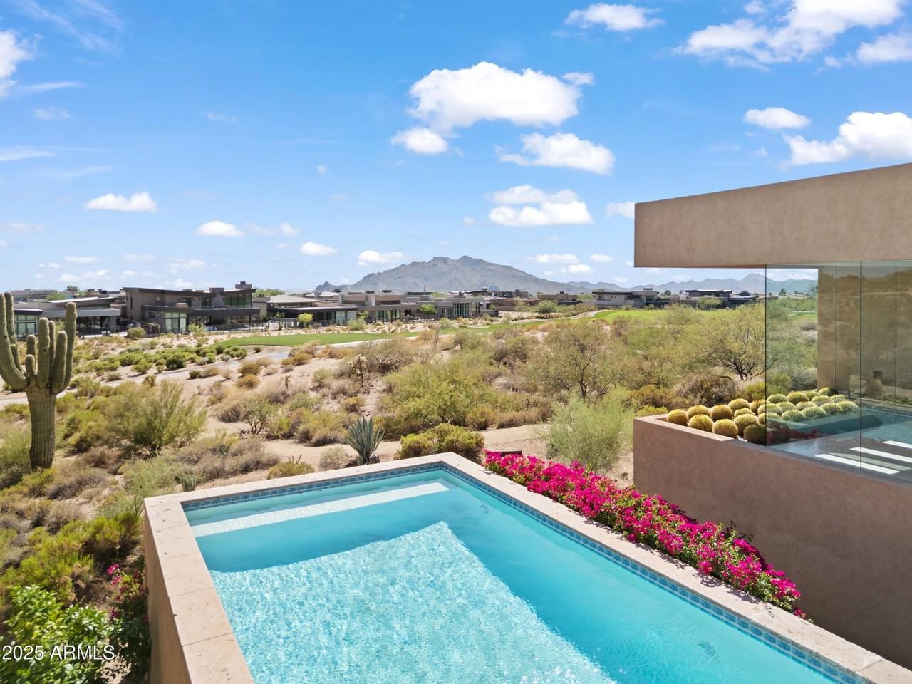 9191 E Happy Hollow Dr - Photo 5 of 42