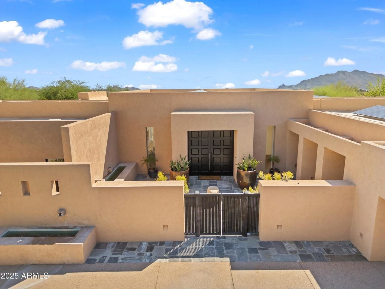 9191 E Happy Hollow Dr - Photo 6 of 42