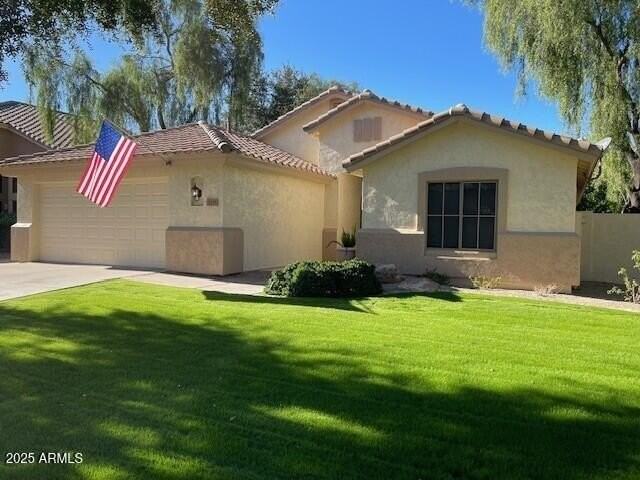 1038 S Roca St - Photo 3 of 47