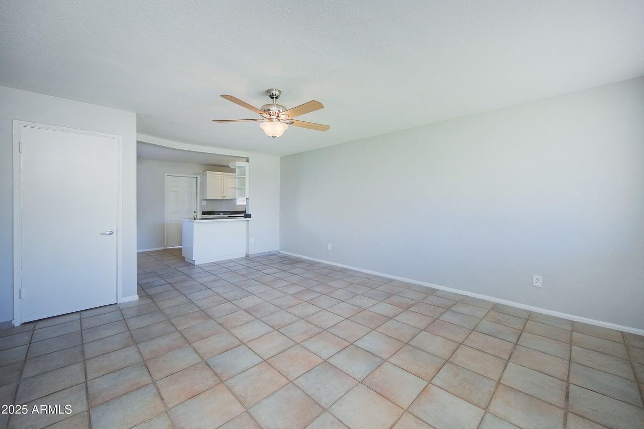 1206 West 9th Street - Photo 3 of 23