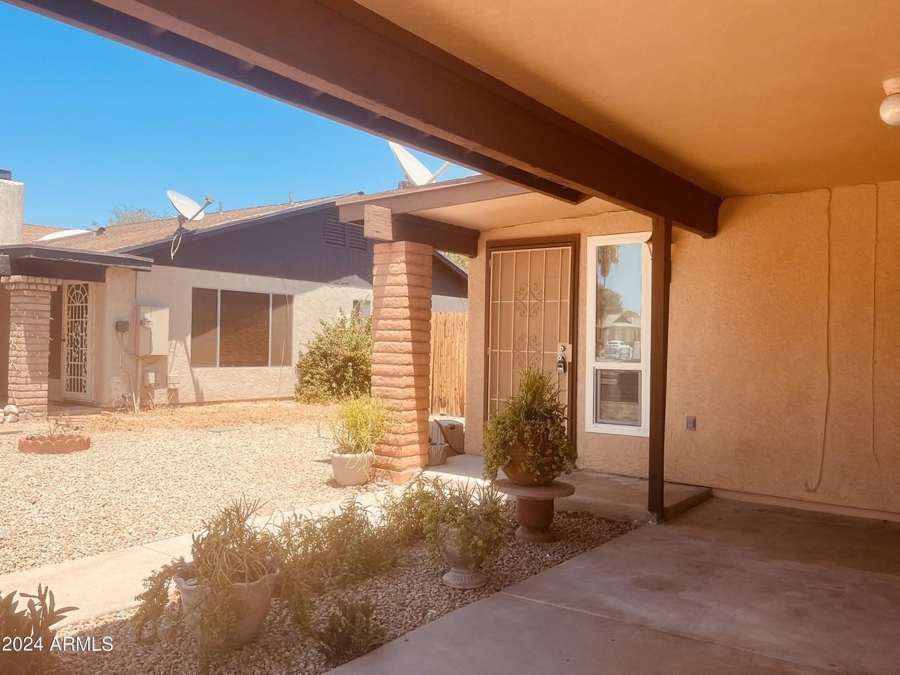 13037 N 51st Dr - Photo 4 of 26