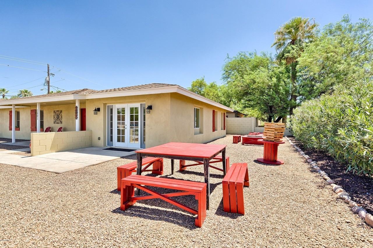 1601 North 13th Avenue - Photo 2 of 11