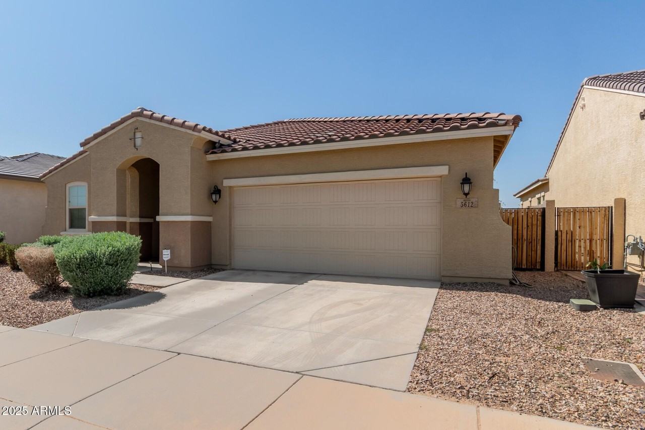 5612 North 109th Avenue - Photo 3 of 30