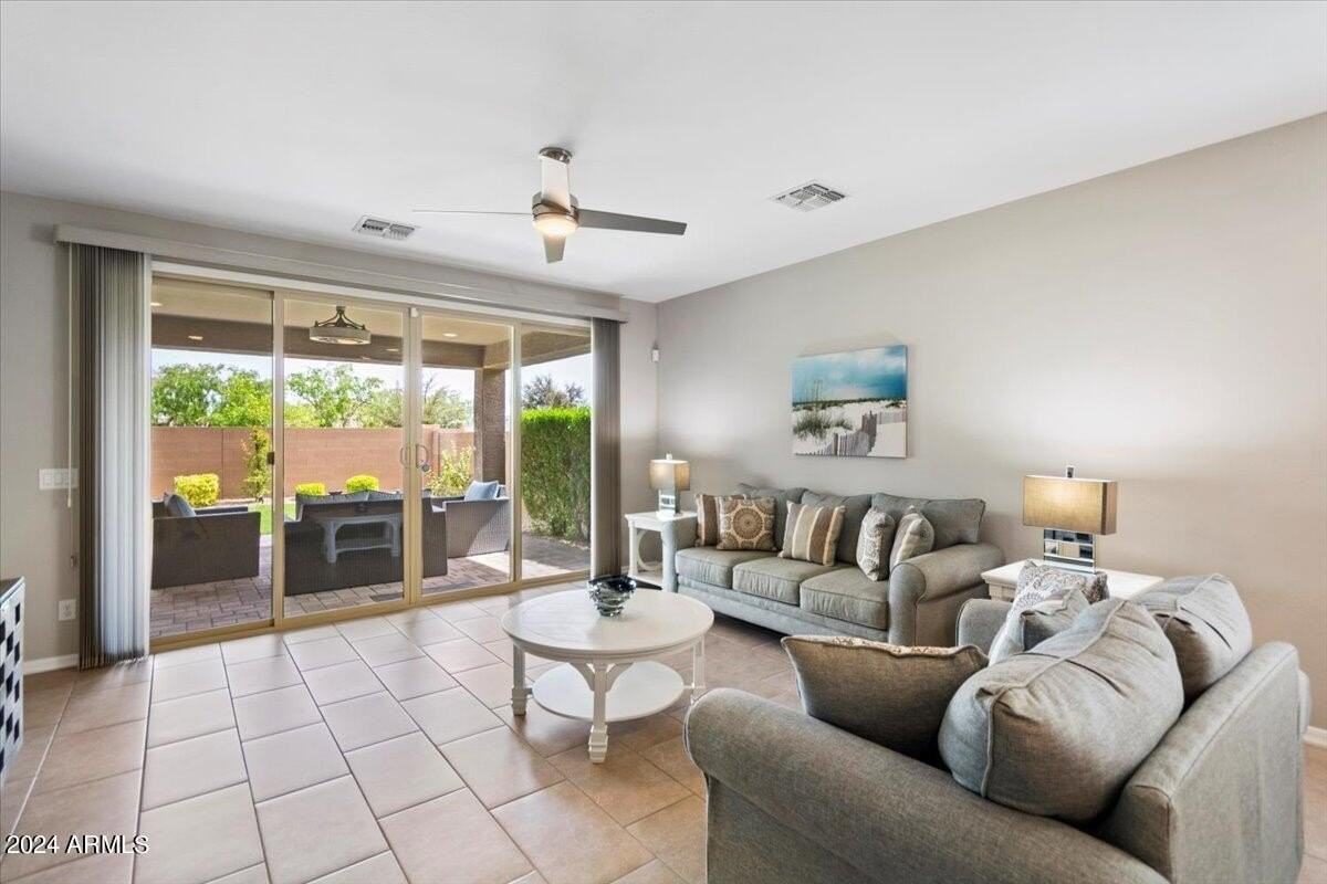 11409 N 165th Ln - Photo 2 of 20