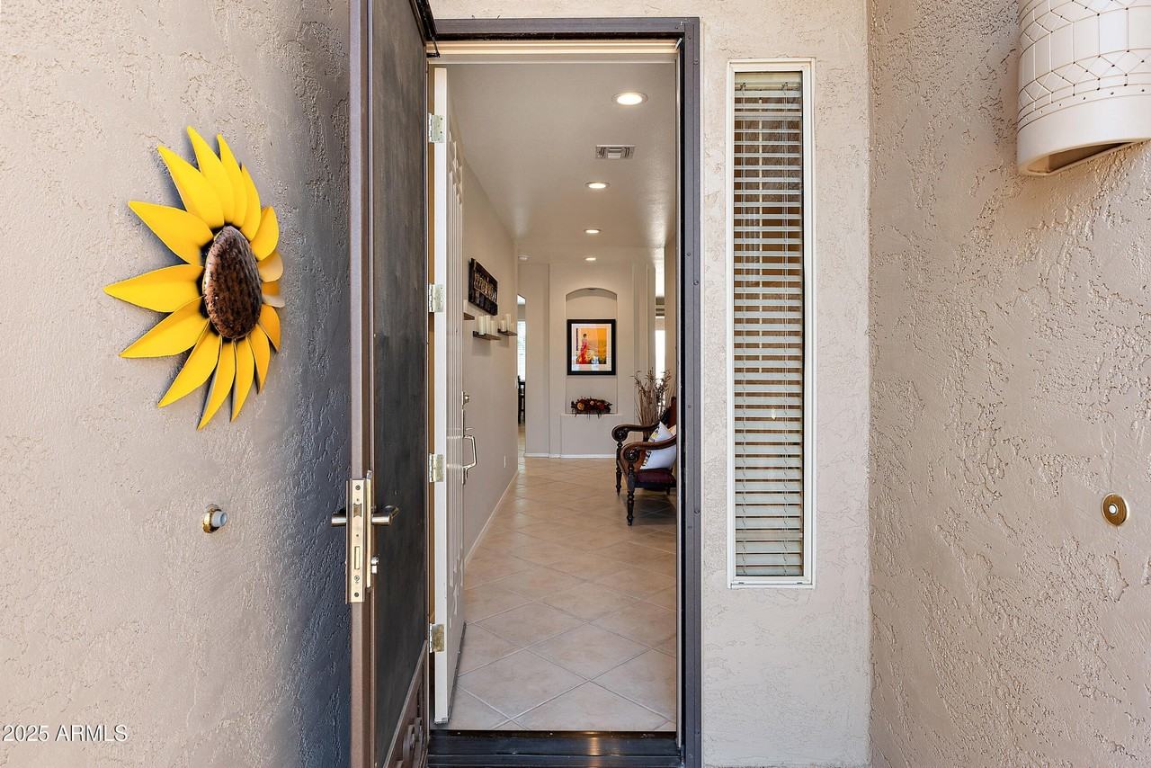 1819 W Deer Creek Rd - Photo 2 of 39