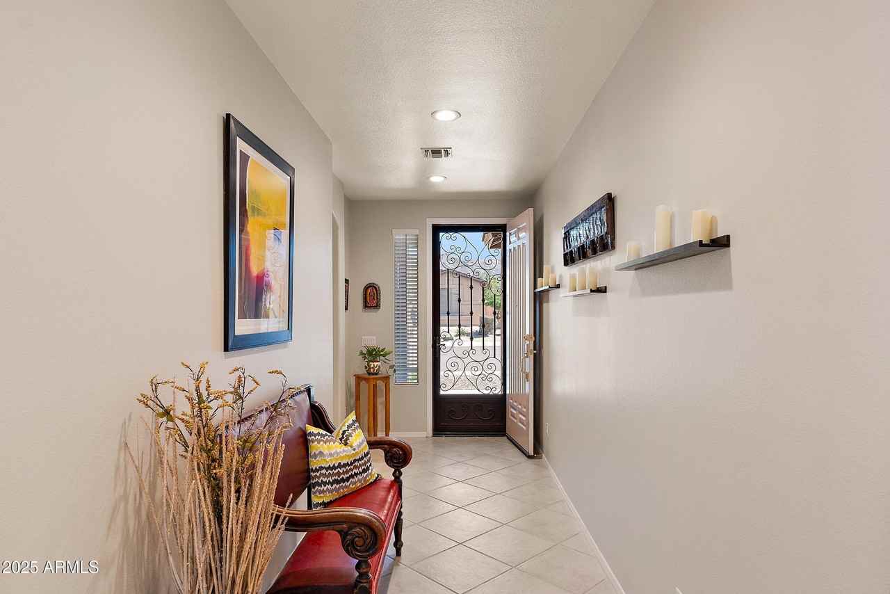 1819 W Deer Creek Rd - Photo 3 of 39