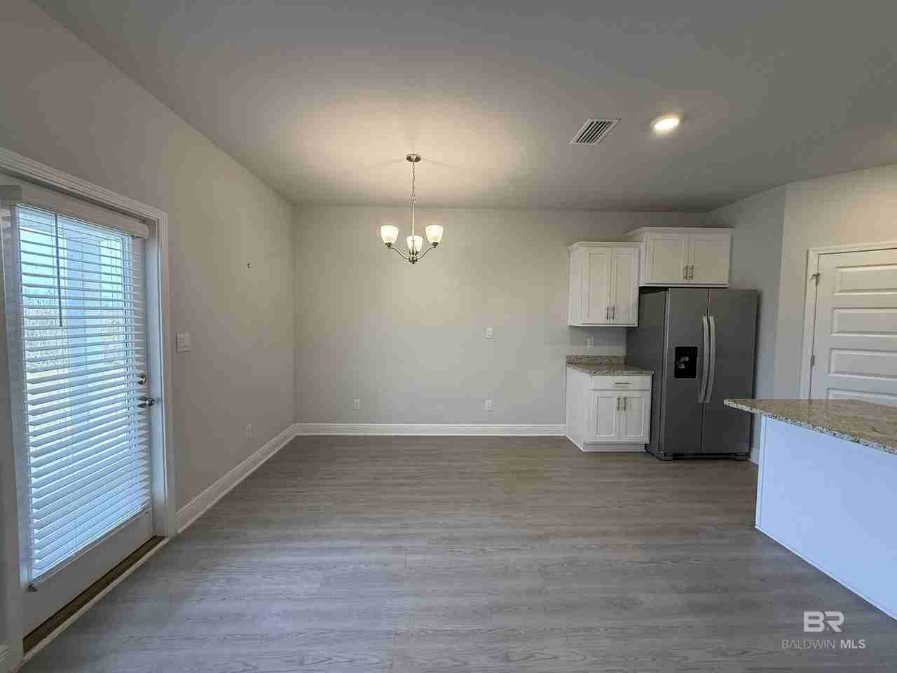 13156 Shoshoney Cir - Photo 4 of 21