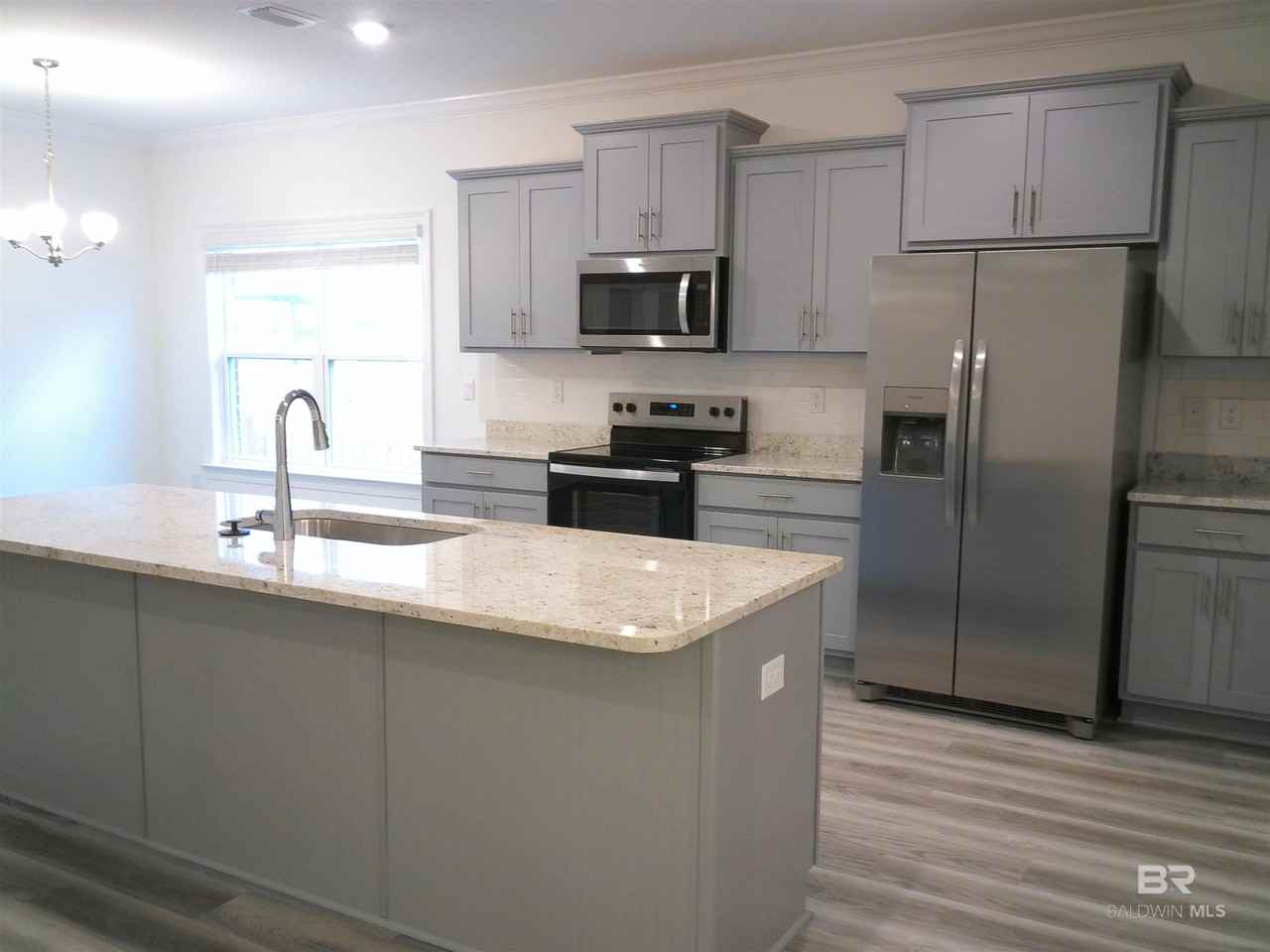 263 Tillage St - Photo 4 of 43