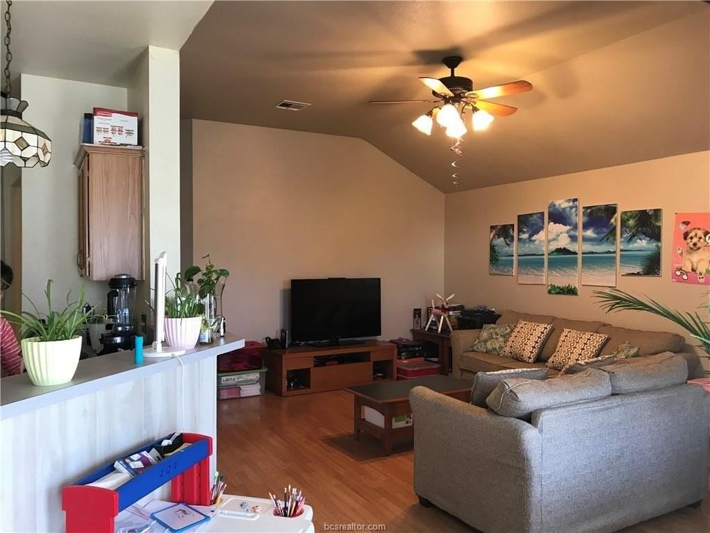 3710 Westfield Dr - Photo 2 of 16