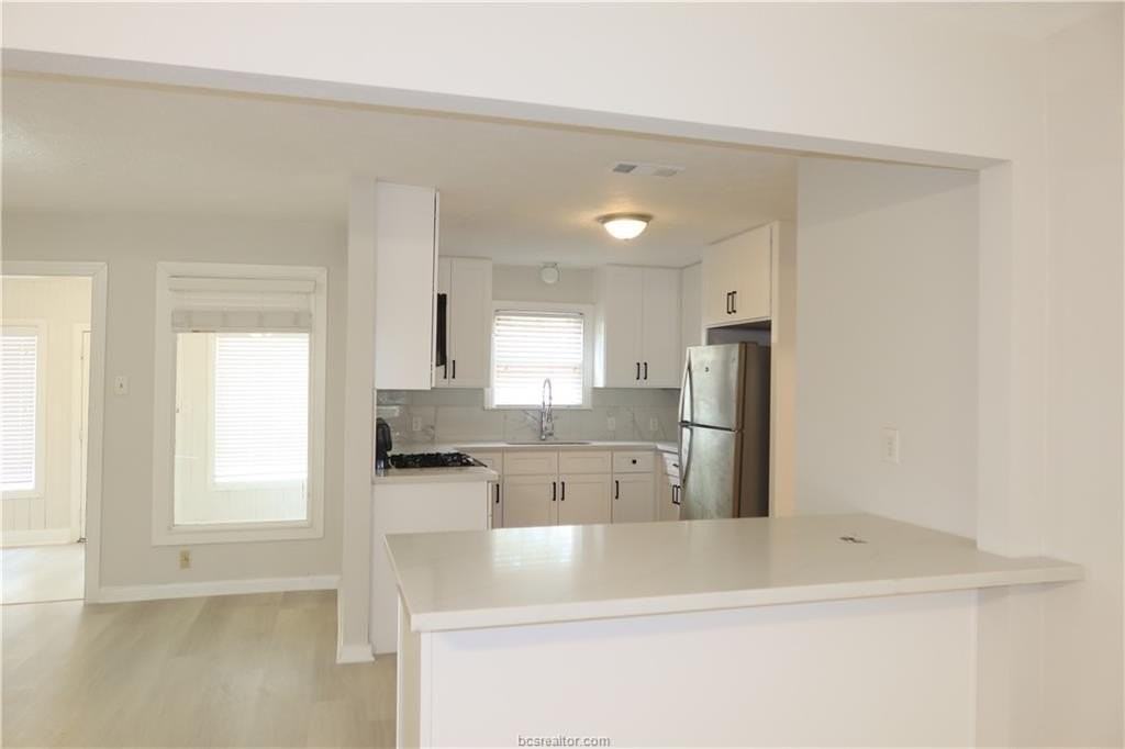 1008 Puryear Dr - Photo 7 of 32