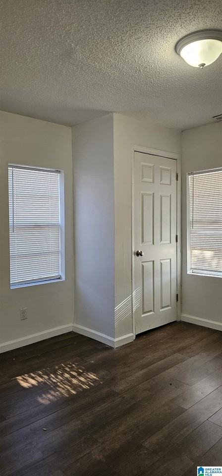 529 12th St N - Photo 6 of 7