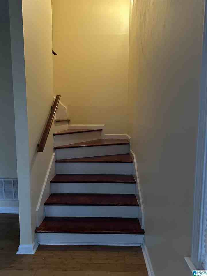 3208 Westbrook Dr - Photo 4 of 13