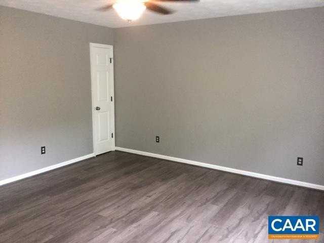 1388 5th St #C - Photo 4 of 7