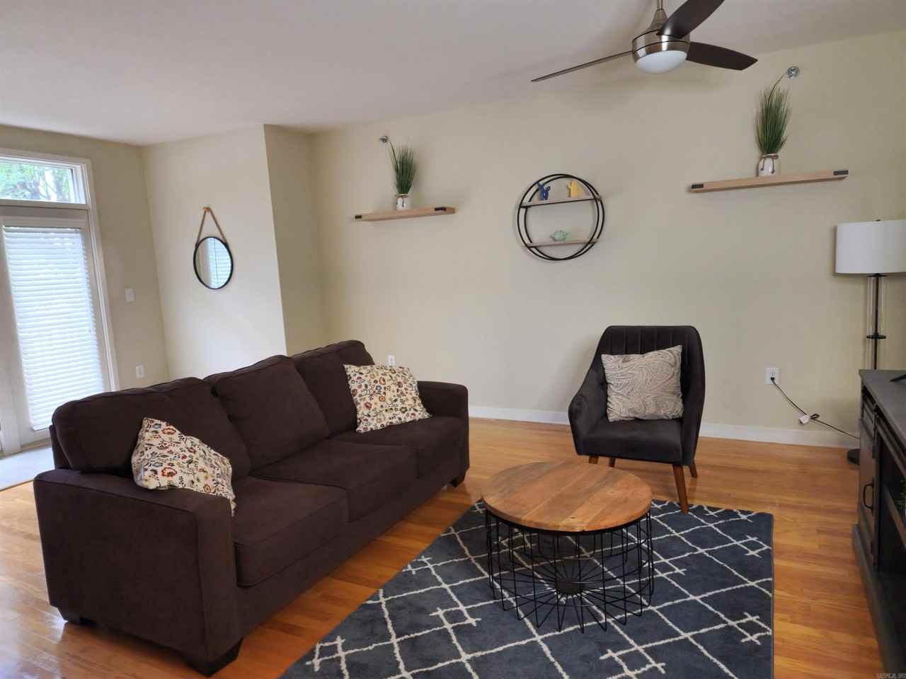 515 E Capitol Ave - Photo 5 of 27