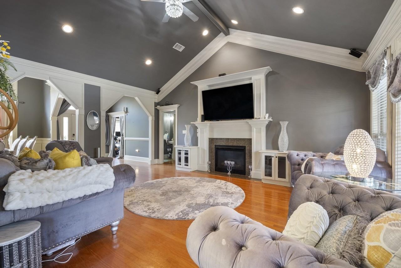 37 Cypress Creek Dr - Photo 5 of 23