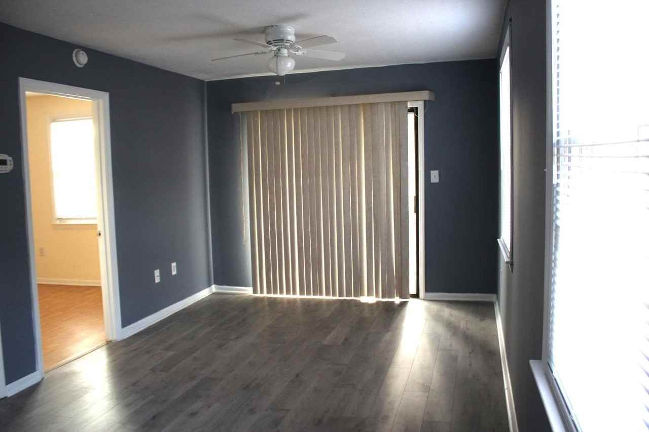 1500 Chester St - Photo 2 of 9